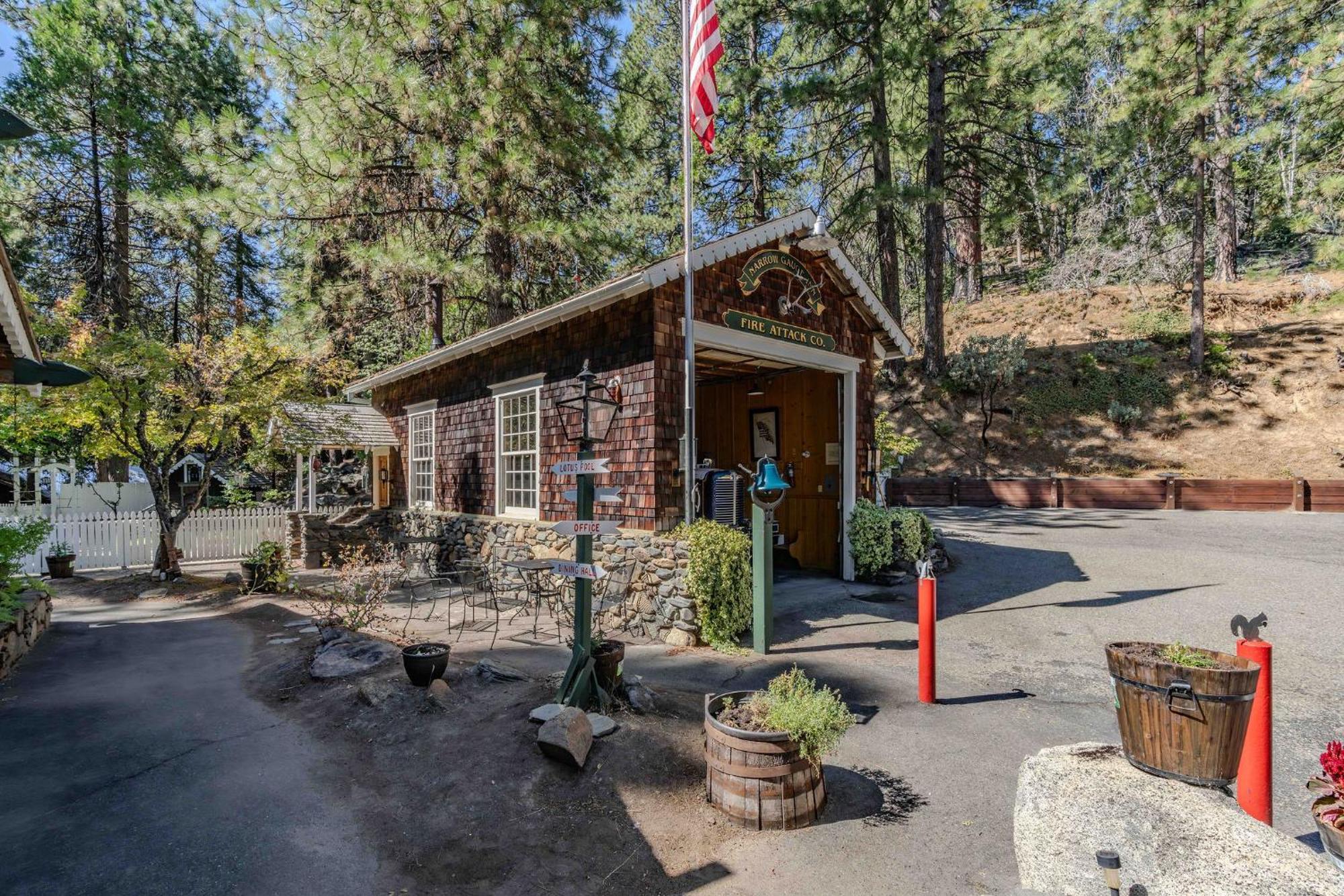 Narrow Gauge Inn Fish Camp Luaran gambar